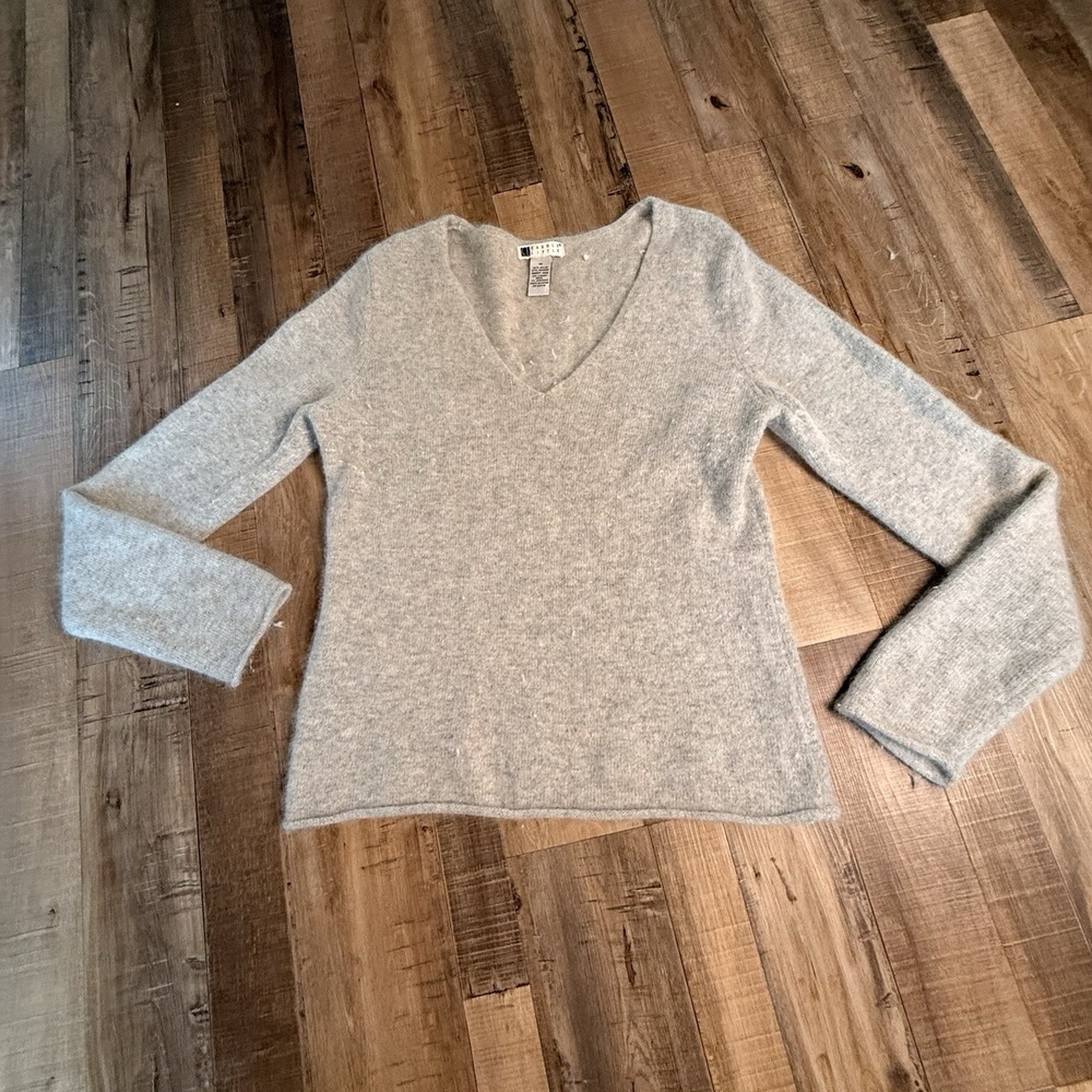 Carole Little Sweater Size M Angora Wool Blend Gray V Neck Cottage Fisherman